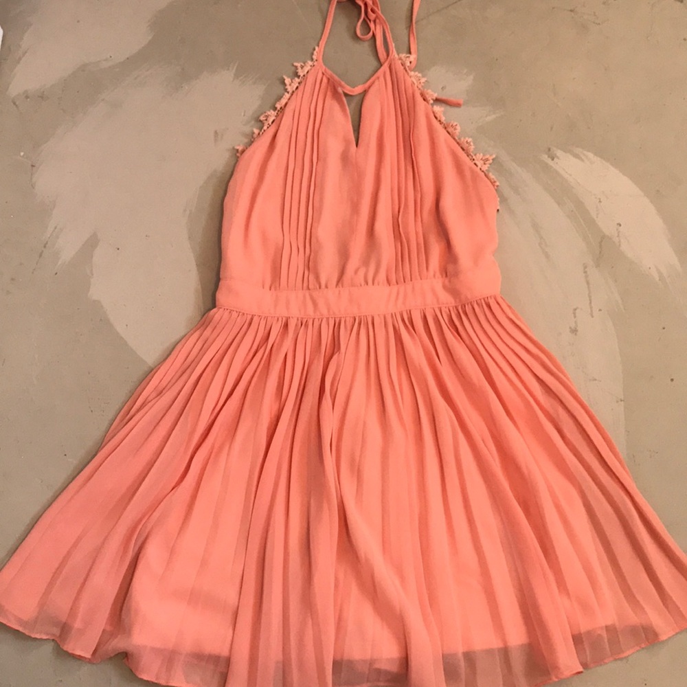 GORGEOUS CORAL SPRING DRESS!